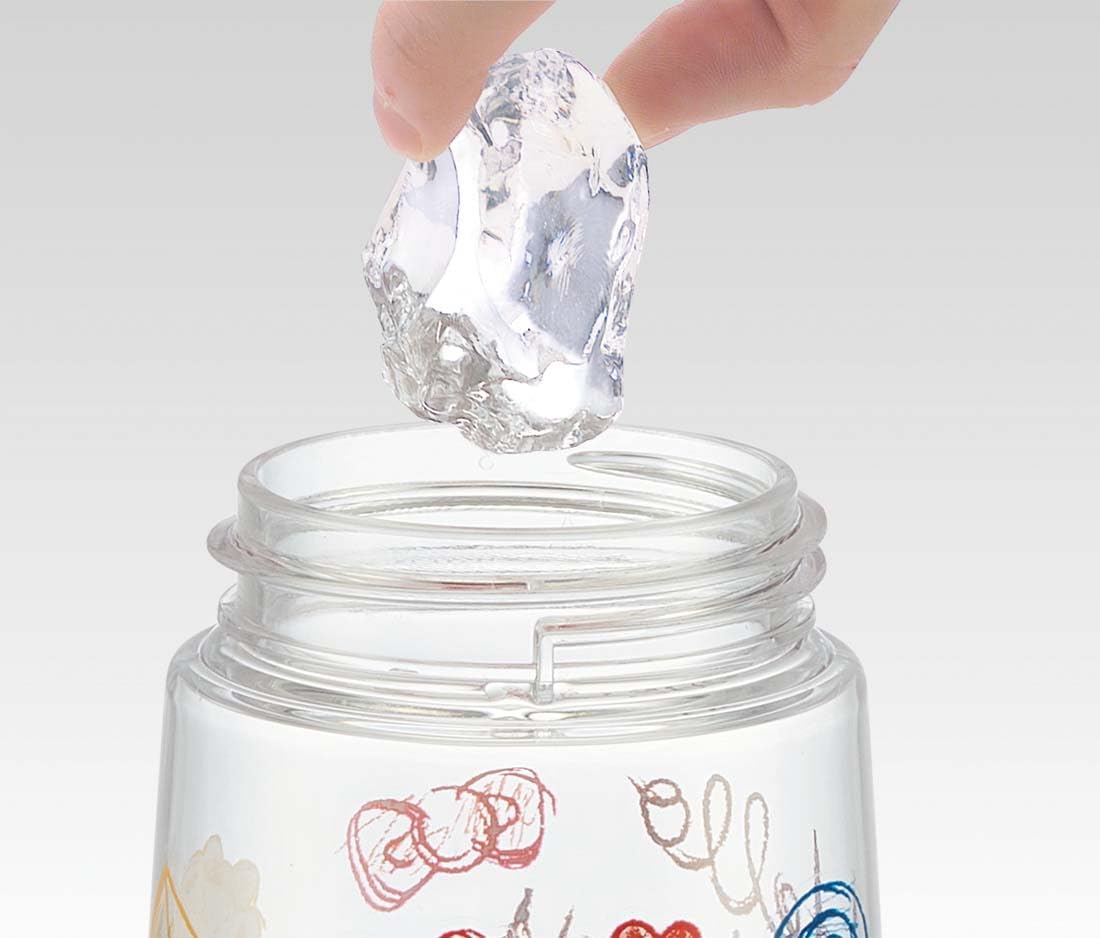 SKATER Lightweight Straw Bottle with Shoulder Strap (480ml) - Hello Kitty