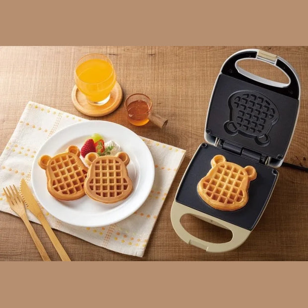 SKATER Pooh Shaped Waffle Maker