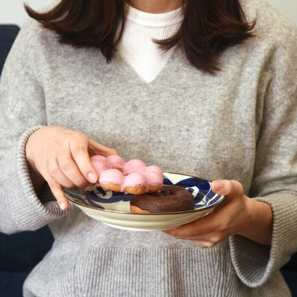 Kogashi Gosu Burnished Hasami Ware Plate – Leaves of Trees – 8"