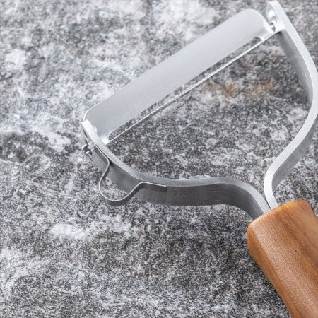 KAI Wood Style Kitchen Essentials