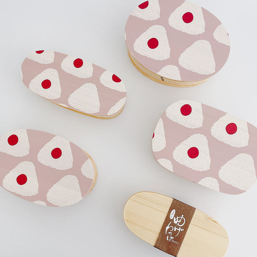 Natural Wooden Bento Lunch Box (Onigiri)  日式天然木質便當盒 (三角飯糰造型曲)